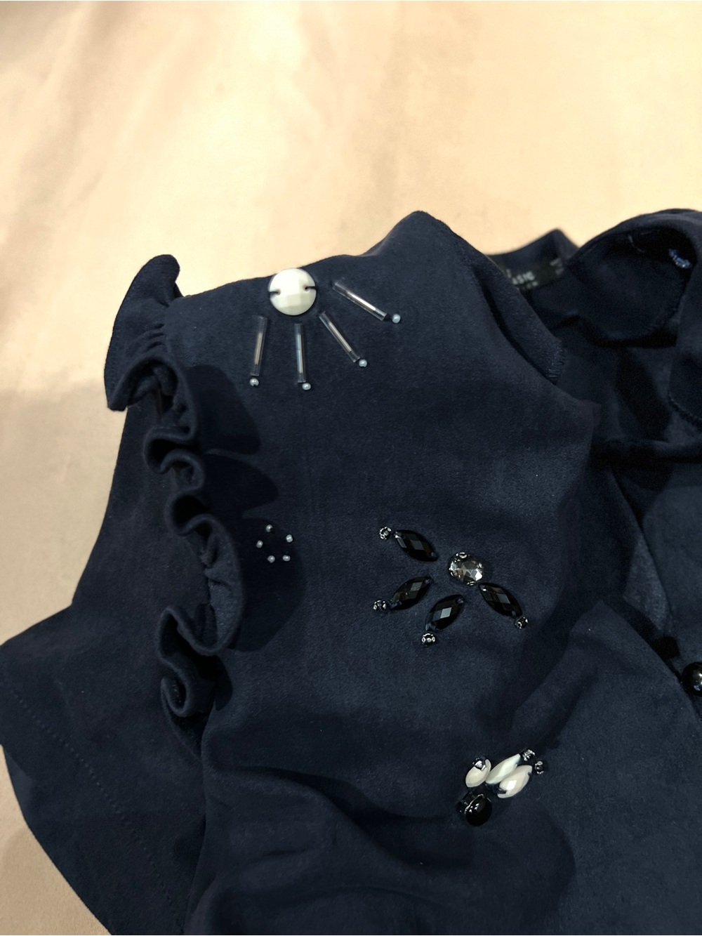 Zara Basic Top XS Black Faux Suede Beaded Ruffle Short Sleeve Coquette Blouse - Picture 4 of 8